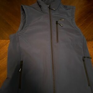 Wrangler ATG vest (Medium)